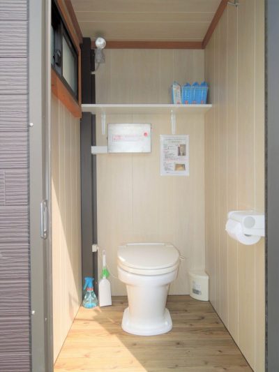 バイオトイレ　室内　画像